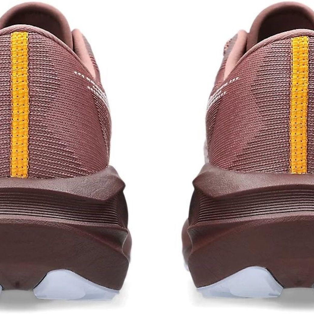 Кроссовки Asics NOVABLAST 5 TR 1012B911-600  7US