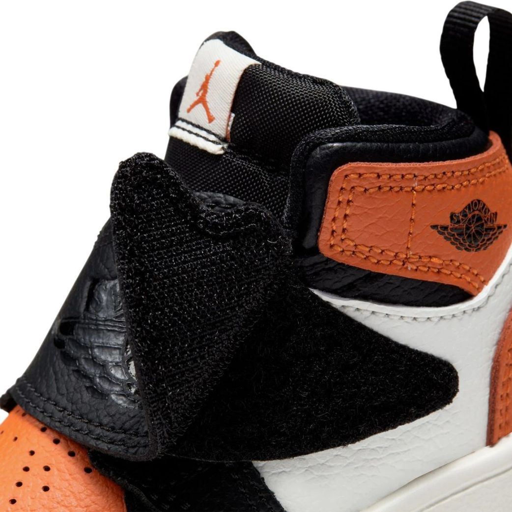 Кроссовки Jordan SKY JORDAN 1 BT BQ7196-008 2C