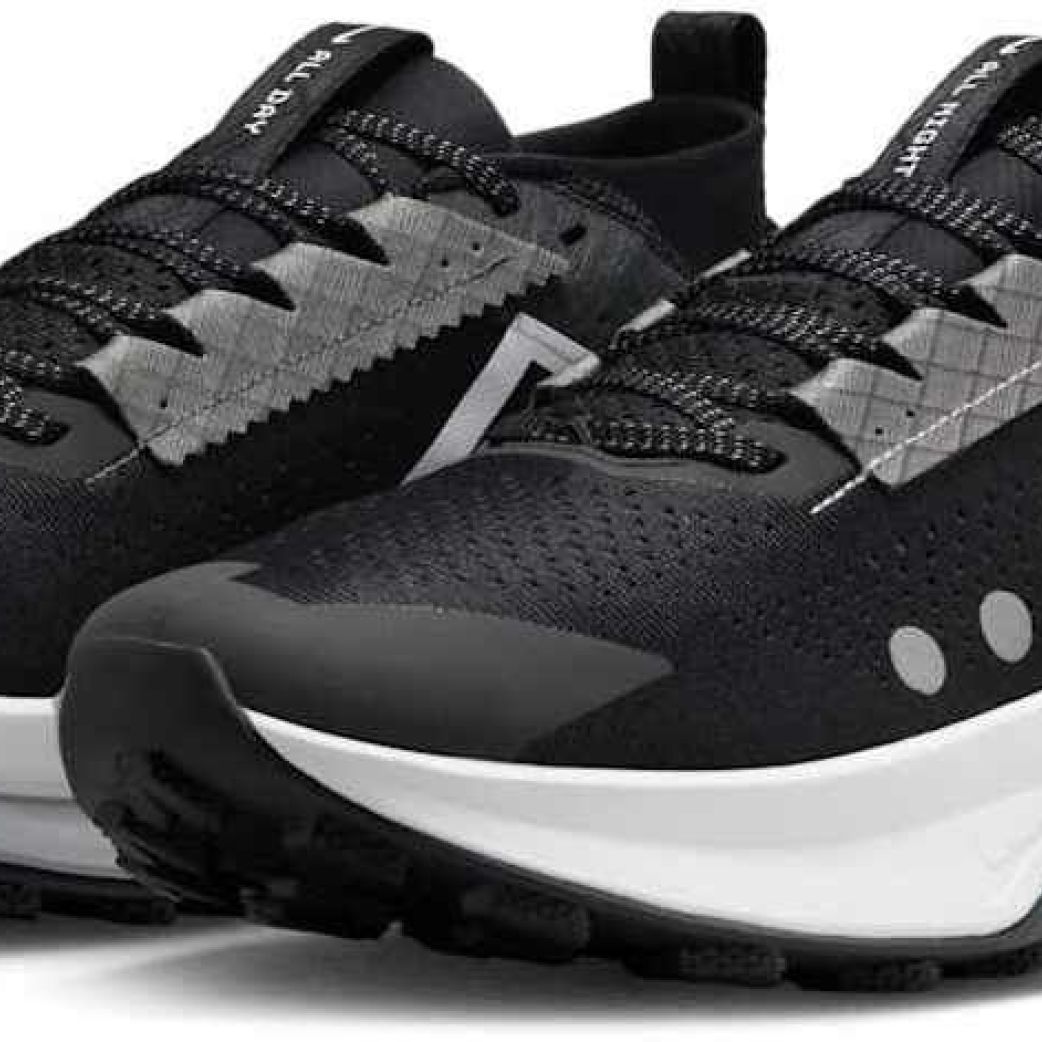 Кроссовки Nike Zegama Trail 2 FD5190-001  8.5US