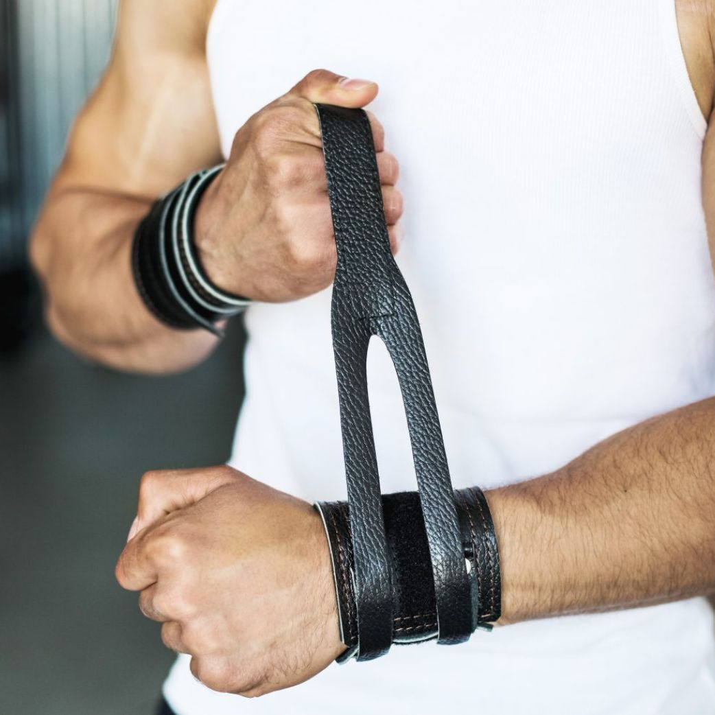 Напульсники кожаные, пара. Размер Универсальный