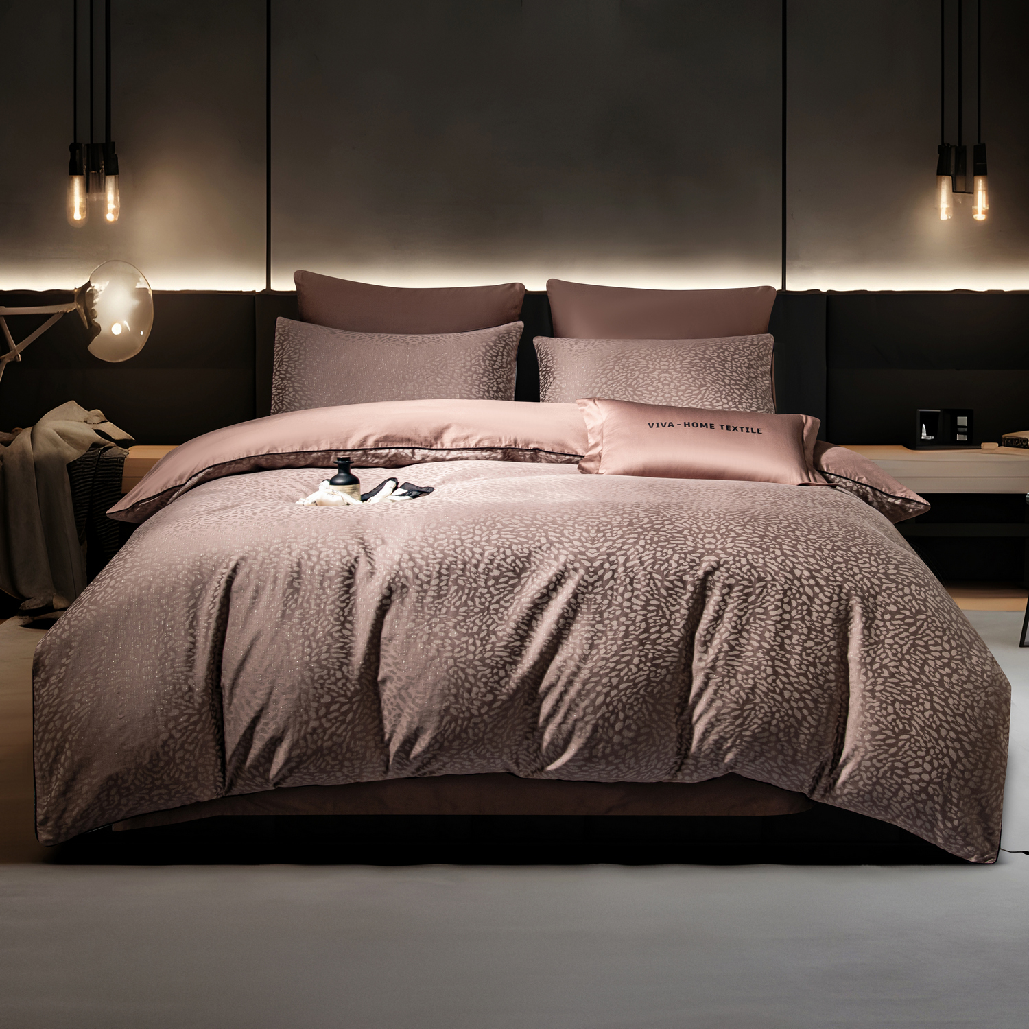 Комплект постельного белья Сатин-Жаккард Тессоро MT005 Евро/4 Наволочки