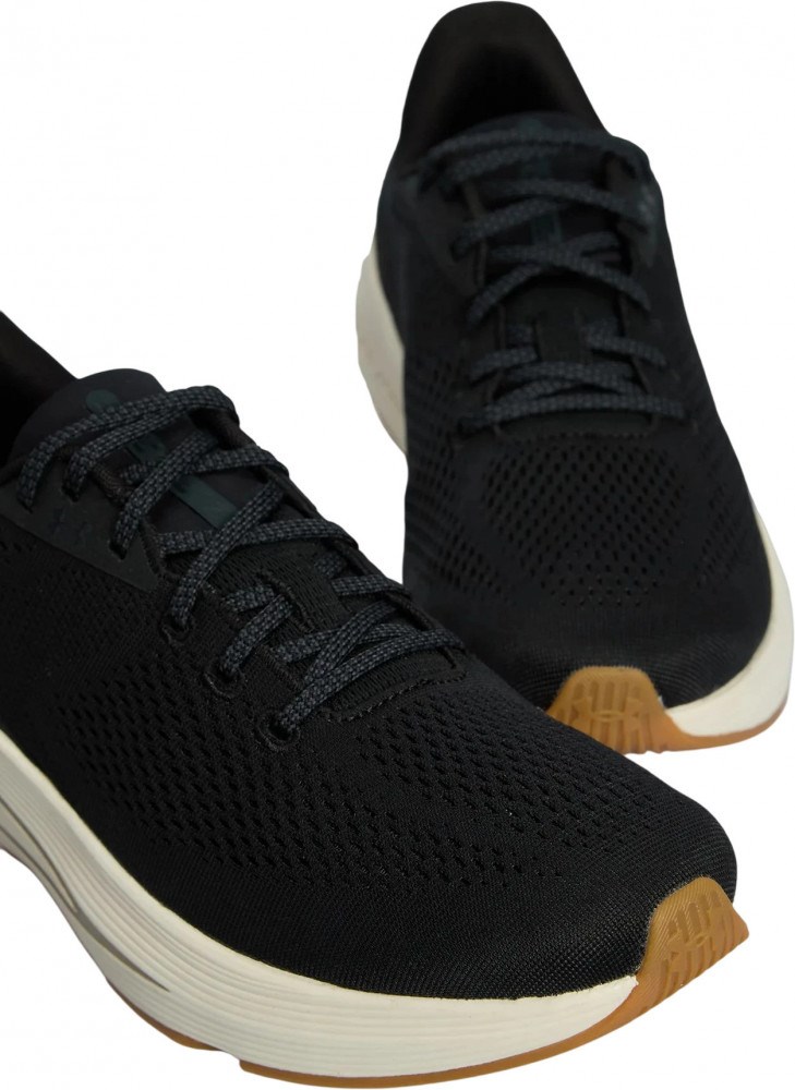 Кроссовки Under Armour Sonic 7 3028002-001  9.5US