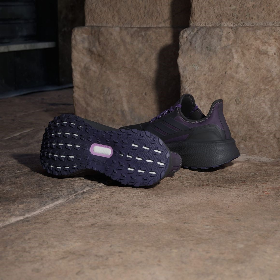 Кроссовки adidas ULTRABOOST 5 GTX W JQ2955 4UK