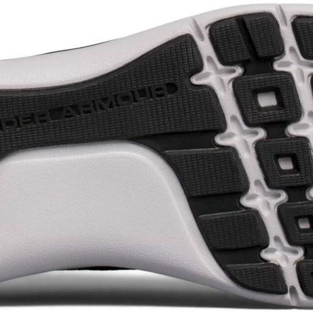 Кроссовки Under Armour Fuse FST Wide 3019879-002 6.5US