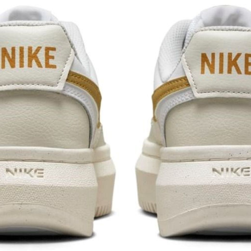 Кроссовки Nike W NIKE COURT VISION ALTA XS DZ5394-100  6.5US