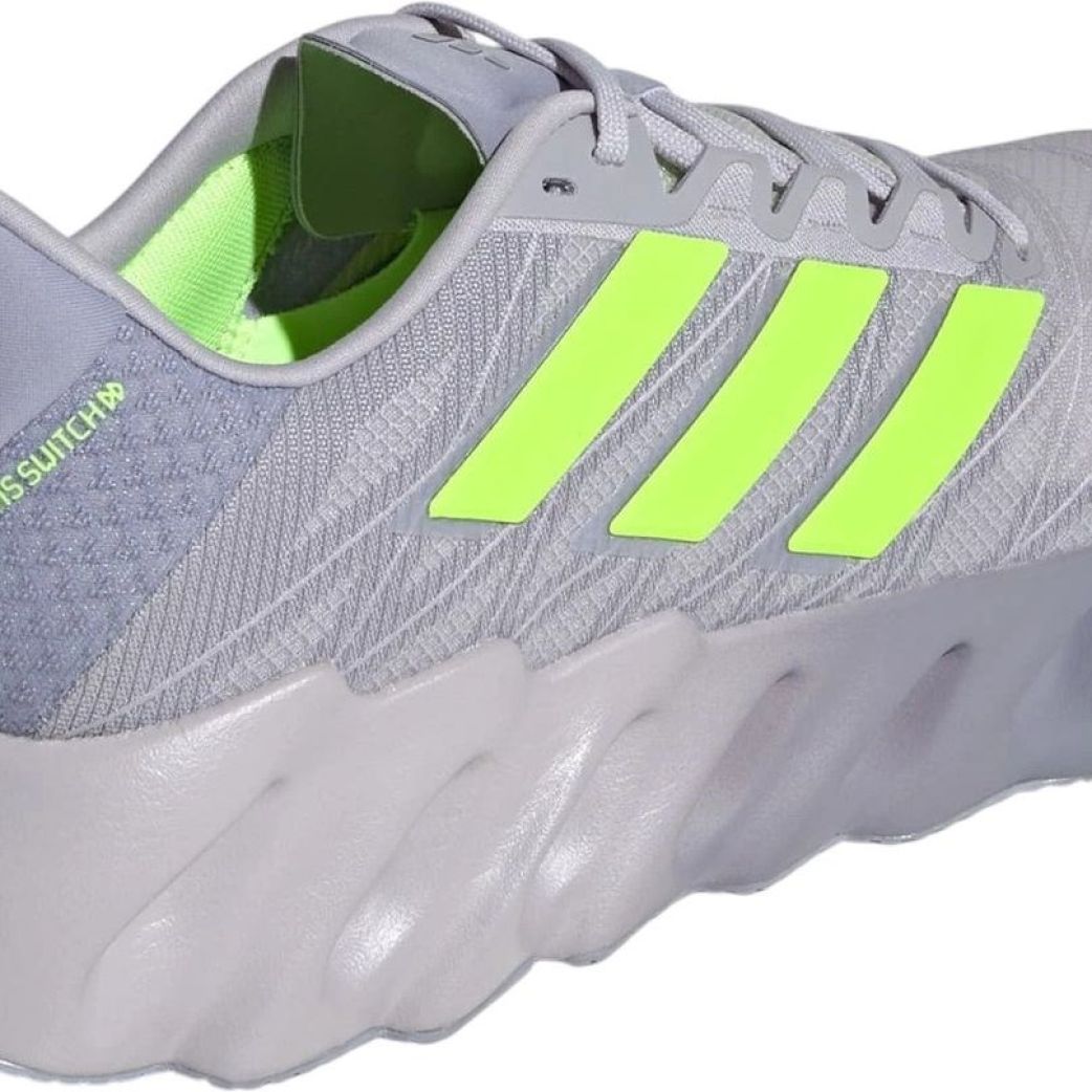 Кроссовки adidas SWITCH FWD 2 M IH5729  9.5UK