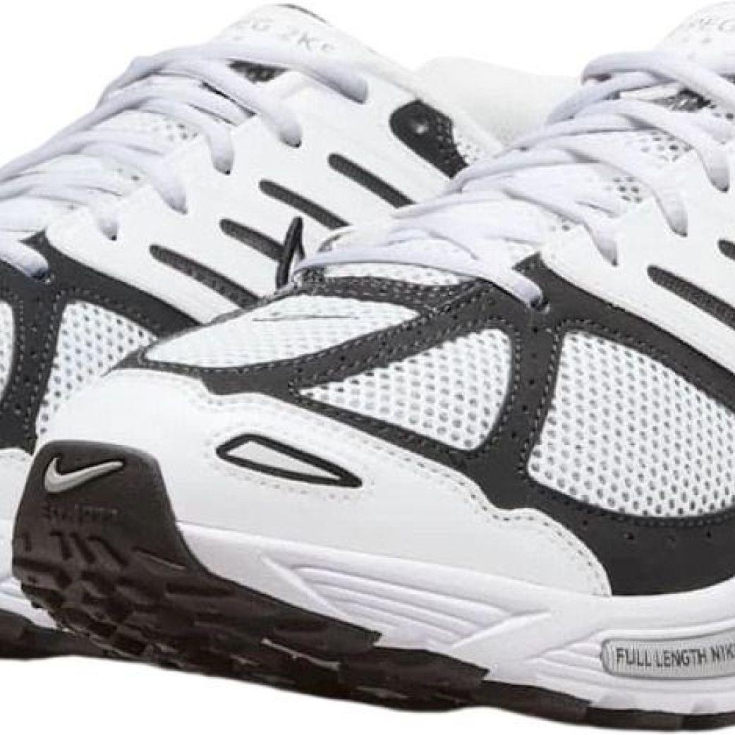 Кроссовки Nike AIR PEGASUS 2005 C/O FJ1909-100 8.5US