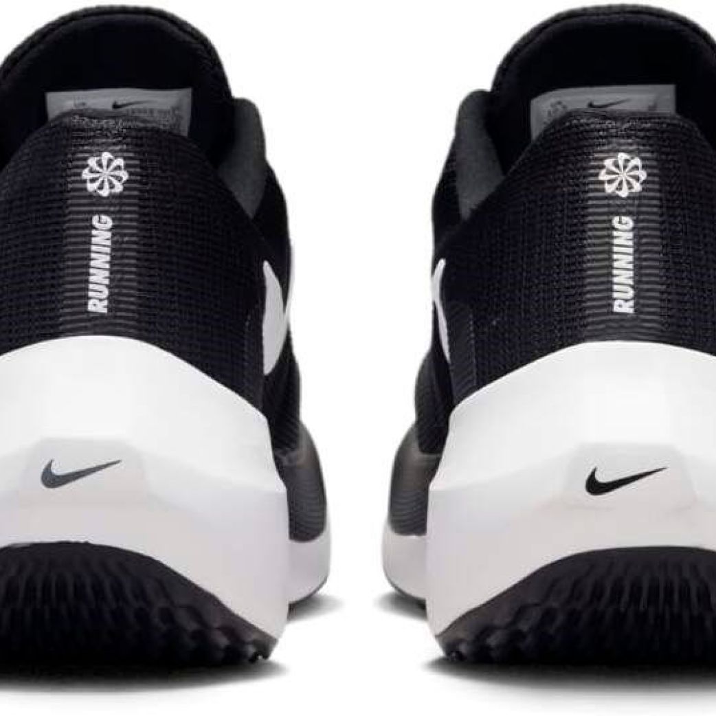 Кроссовки Nike ZOOM FLY 5 DM8968-001 10US