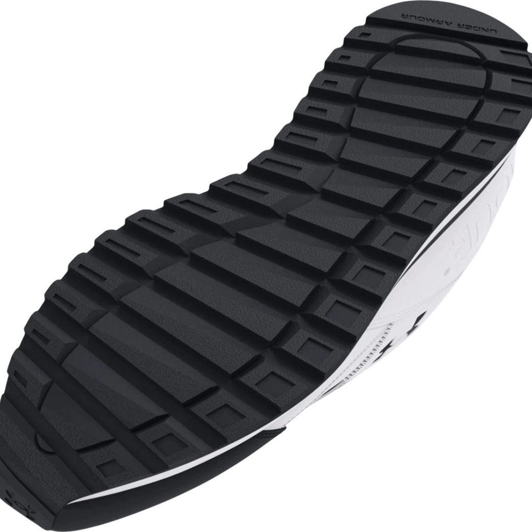 Кроссовки Under Armour UA Essential Runner 3028408-104