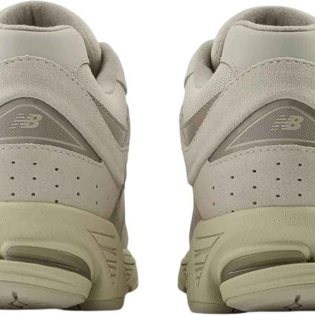 Кроссовки New Balance 2002 U2002RBE 8.5US