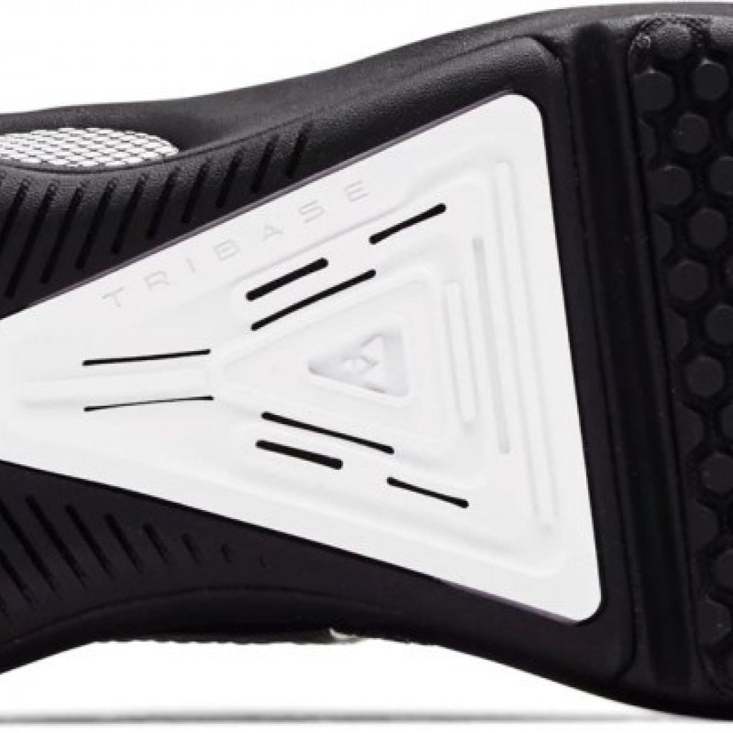 Кроссовки Under Armour W HOVR Rise 3 3024274-001 6US