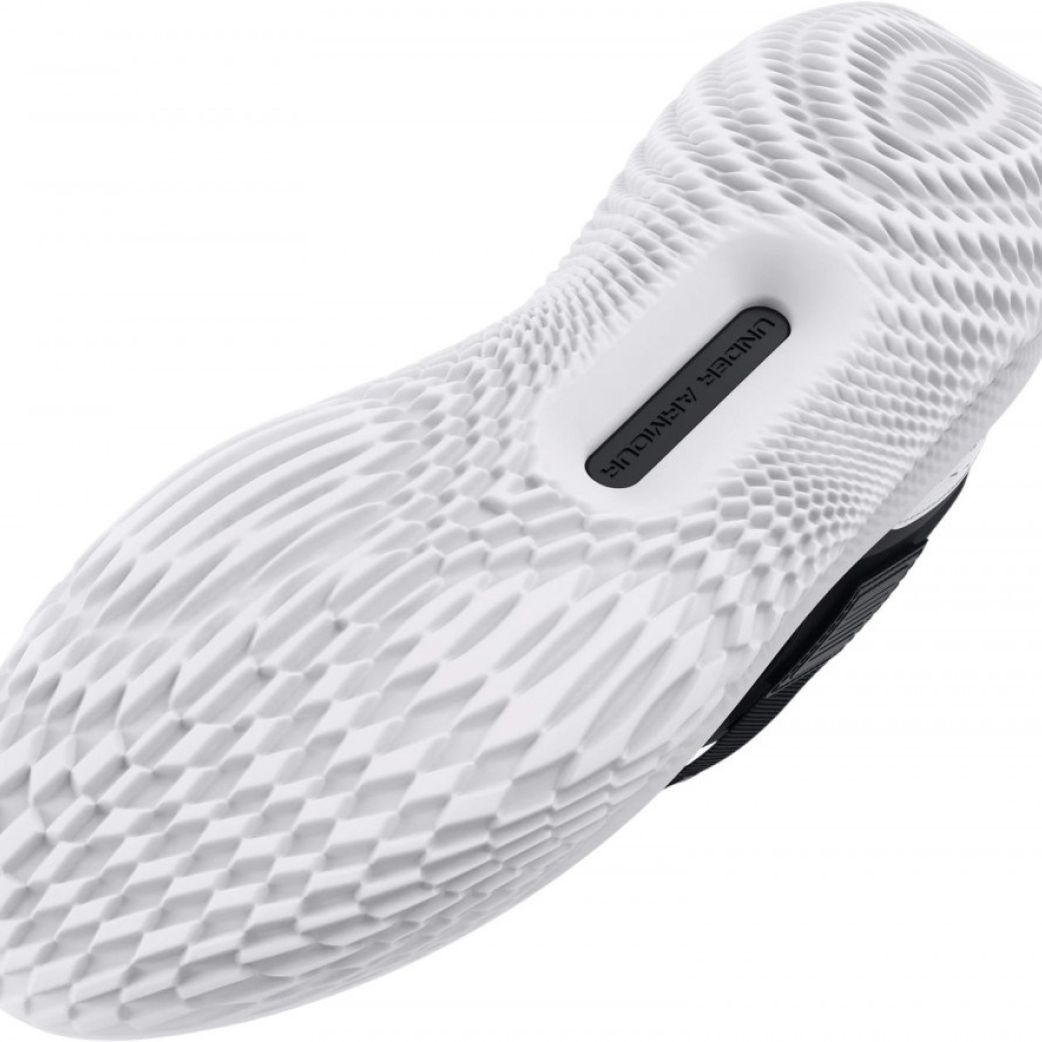 Кроссовки Under Armour FLOW FUTR X 4 3027639-003  9.5/11US