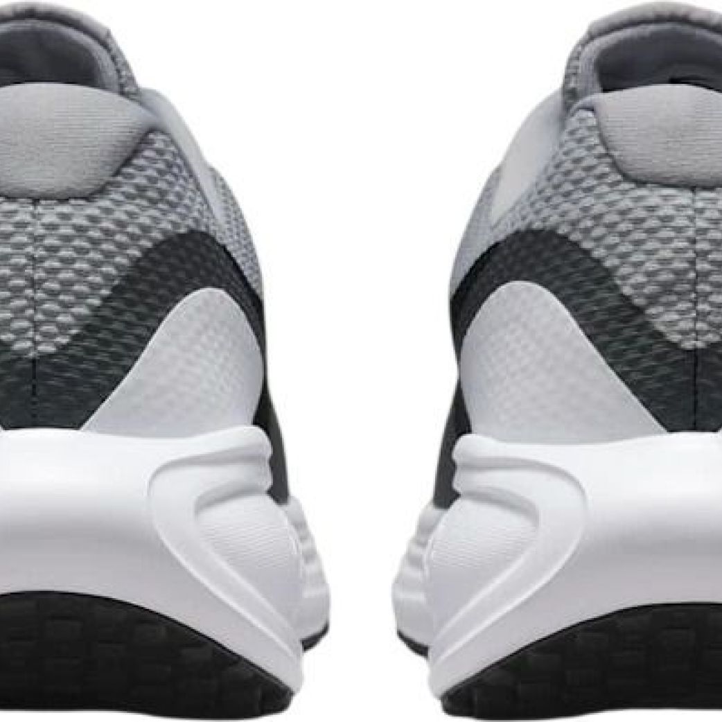 Кроссовки Nike REVOLUTION 8 HJ9198-403  7.5US