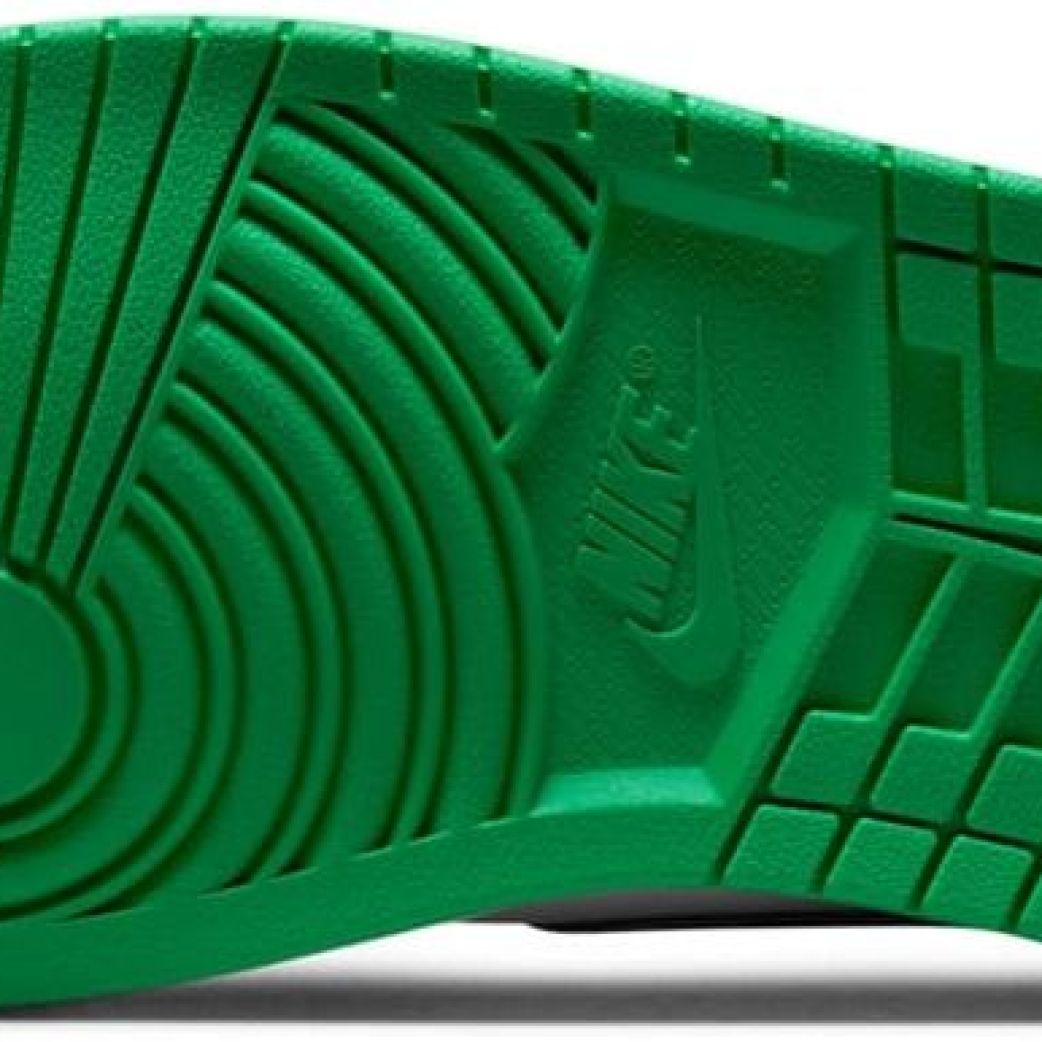 Кроссовки NIKE AIR JORDAN 1 RETEO HIGH OG "BLACK AND LUCKY GREEN " (Jordan) DZ5485-031