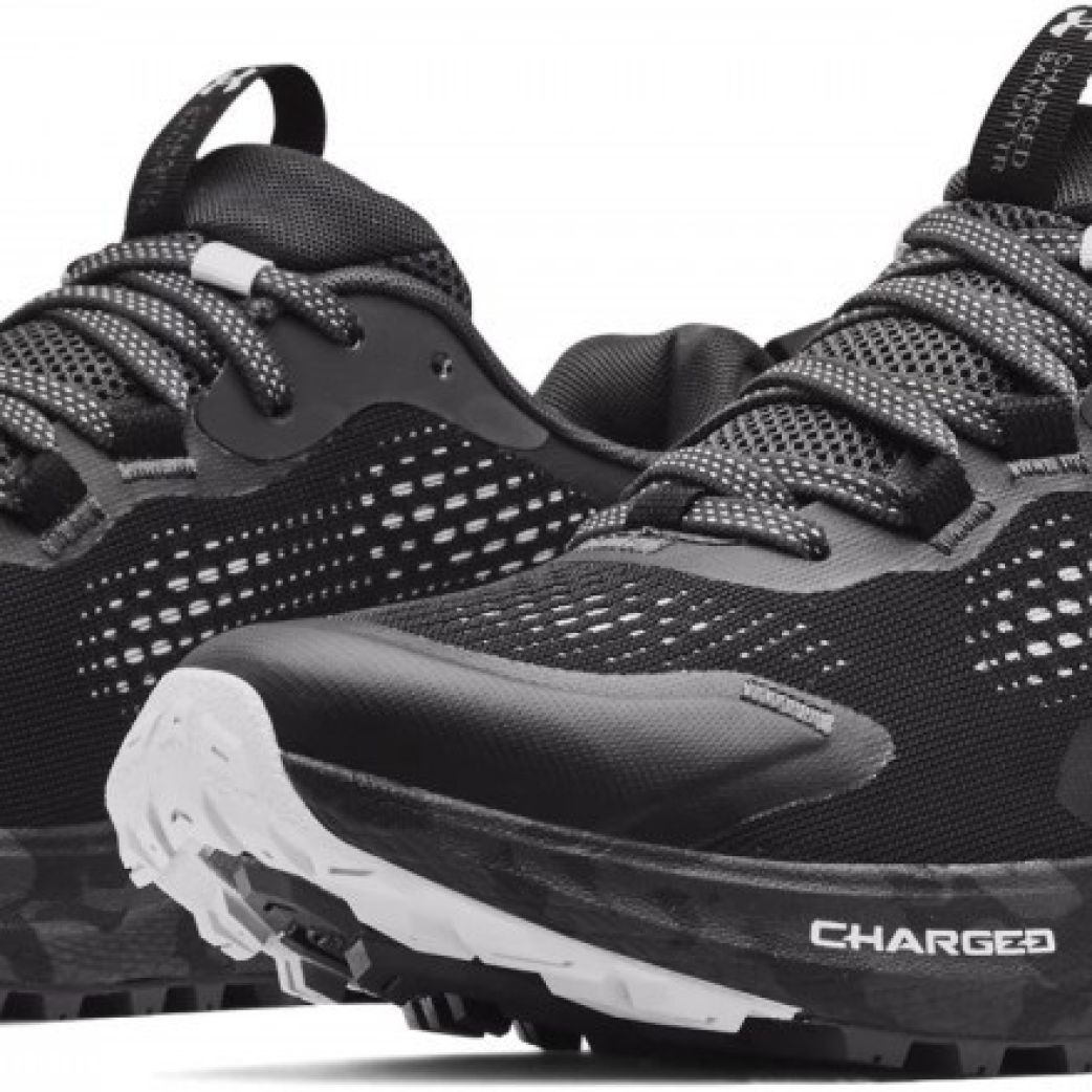 Кроссовки Under Armour W Charged Bandit TR 2 3024191-001  6.5US