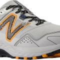 Кроссовки New Balance 410 MT410CA8