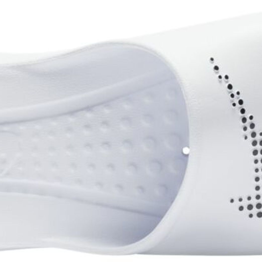 Шлепанцы Nike Victori One CZ5478-100