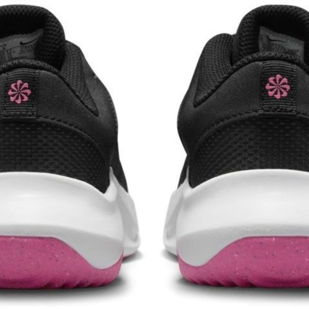 Кроссовки Nike Legend Essential 3 DM1119-002  6US