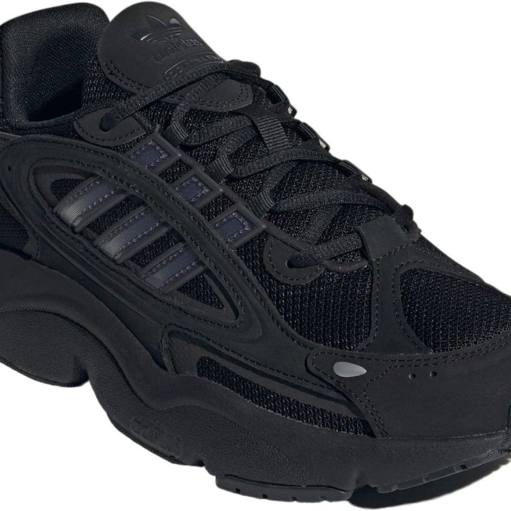 Кроссовки adidas OZMILLEN IF9601 7UK