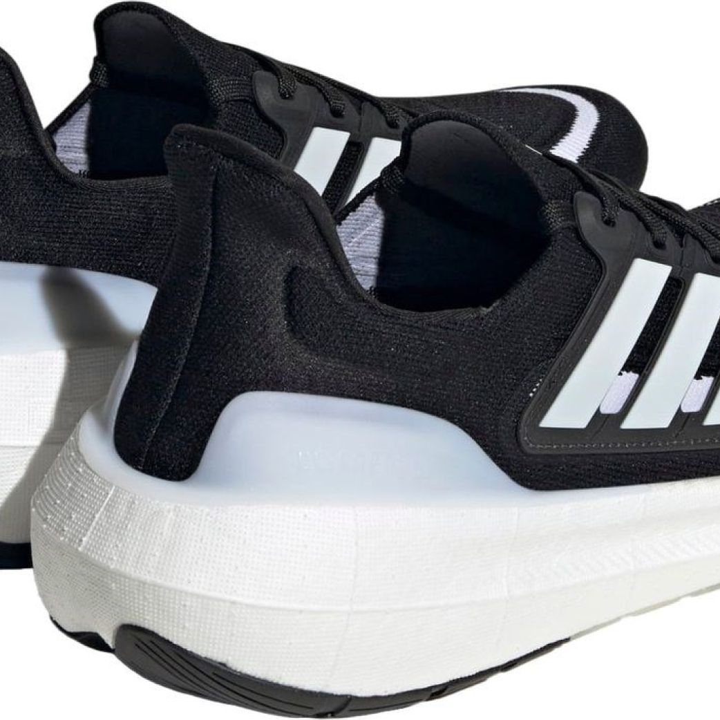 Кроссовки Adidas ULTRABOOST 23 HQ6340 8.5UK