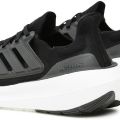 Кроссовки adidas ULTRABOOST LIGHT W GY9353 4.5UK