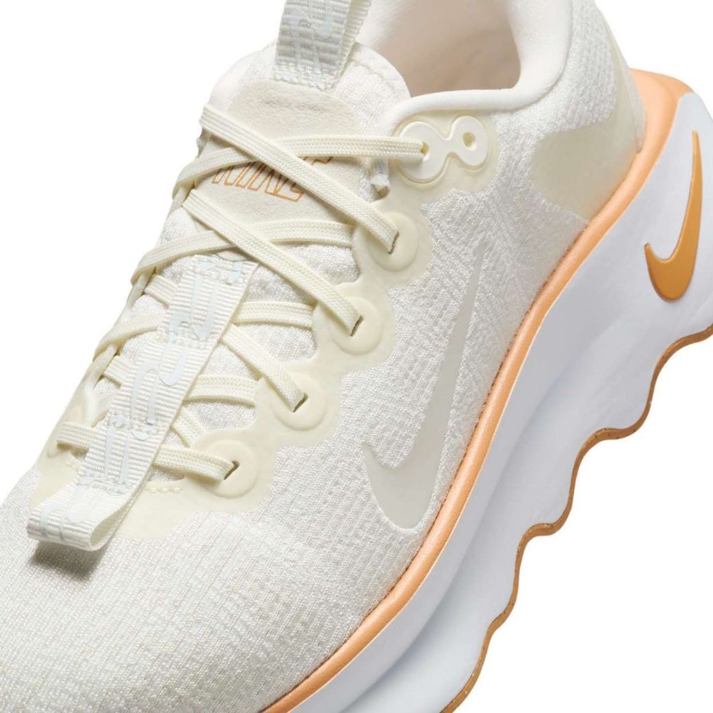 Кроссовки Nike WMNS NIKE MOTIVA DV1238-001  7US