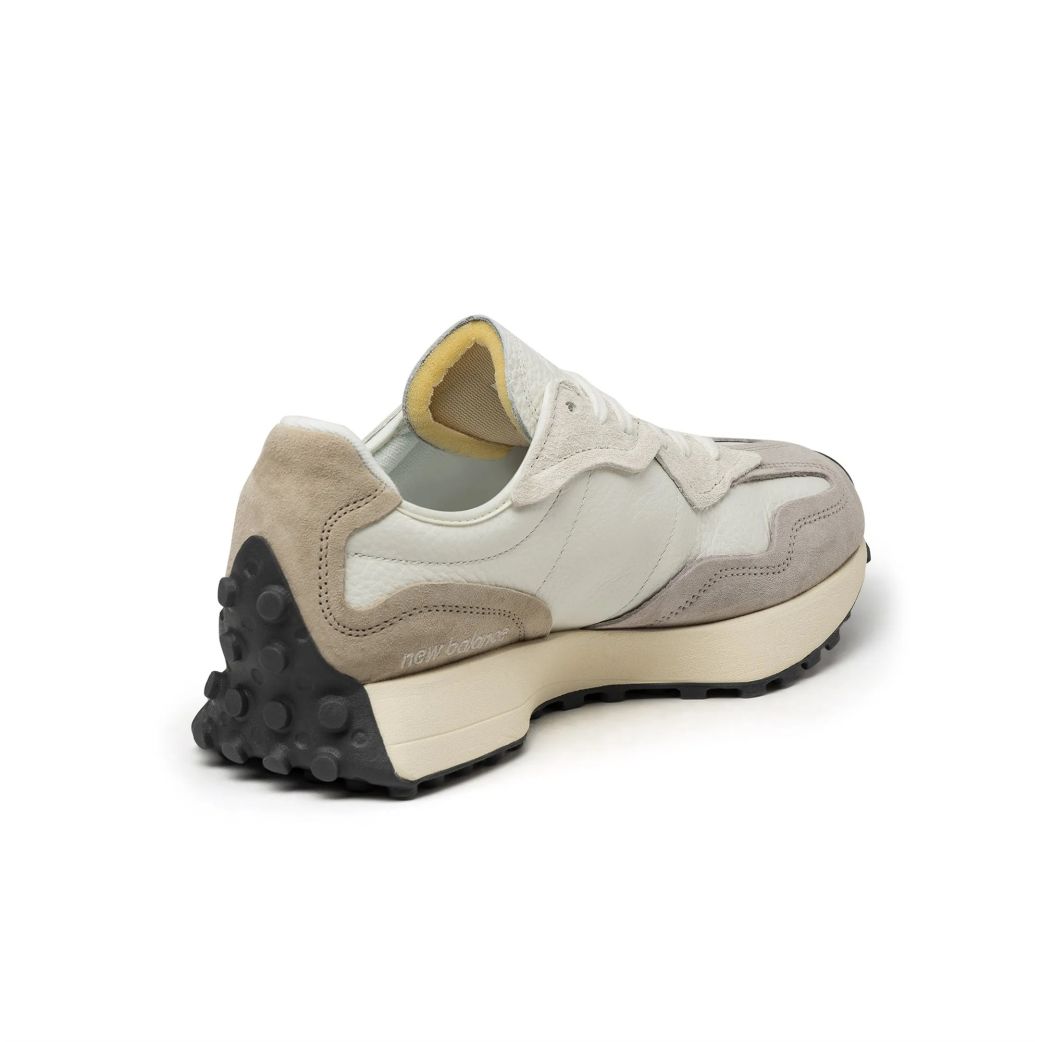 Кроссовки New Balance U327WGA  44.5EUR