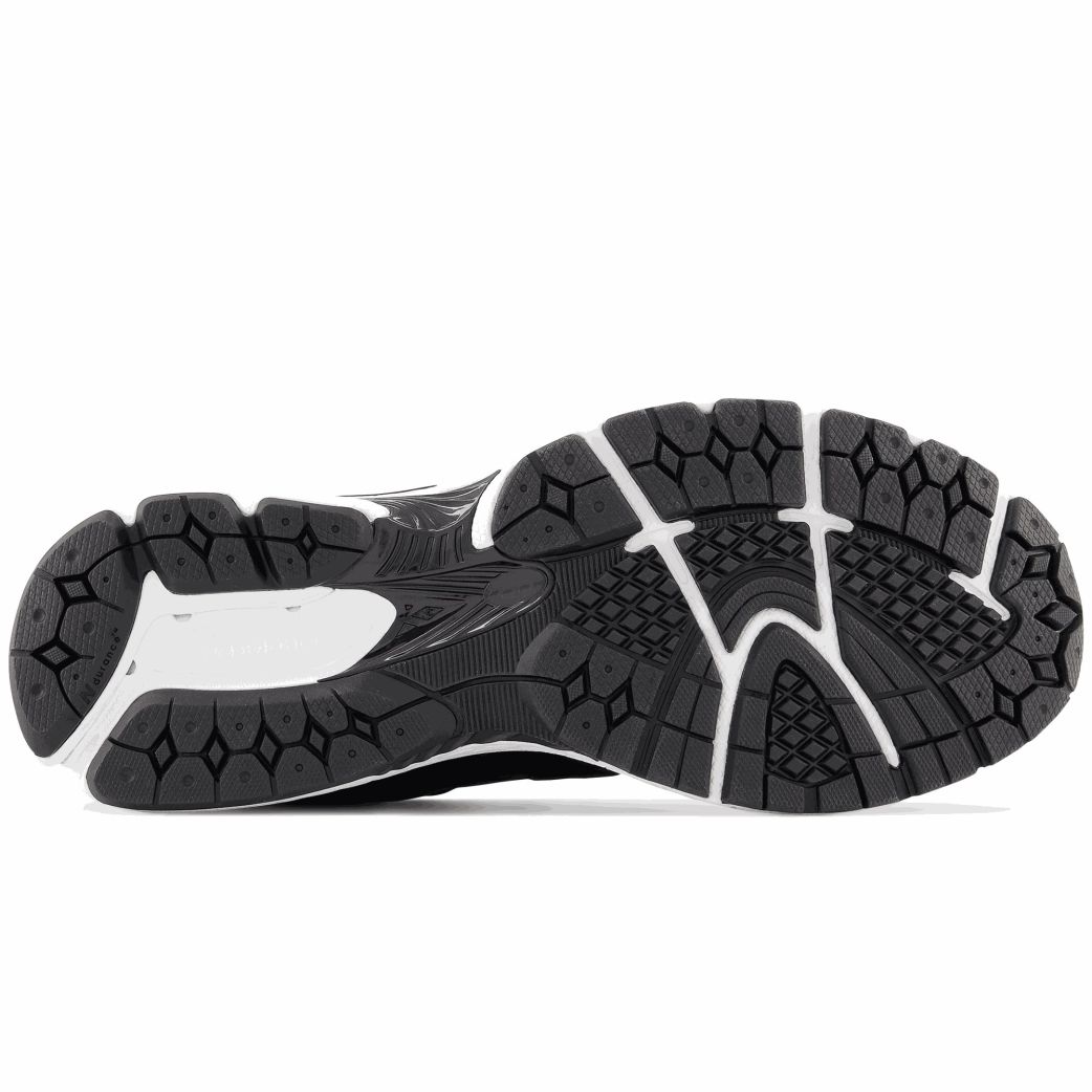 Кроссовки New Balance 2002 M2002RBK 10US