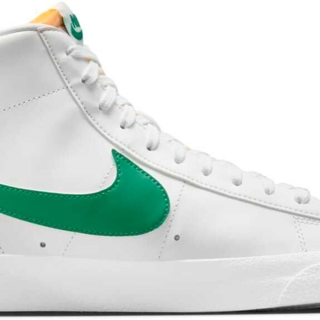 Кроссовки Nike BLAZER MID '77 VNTG ESS BQ6806-127  9US