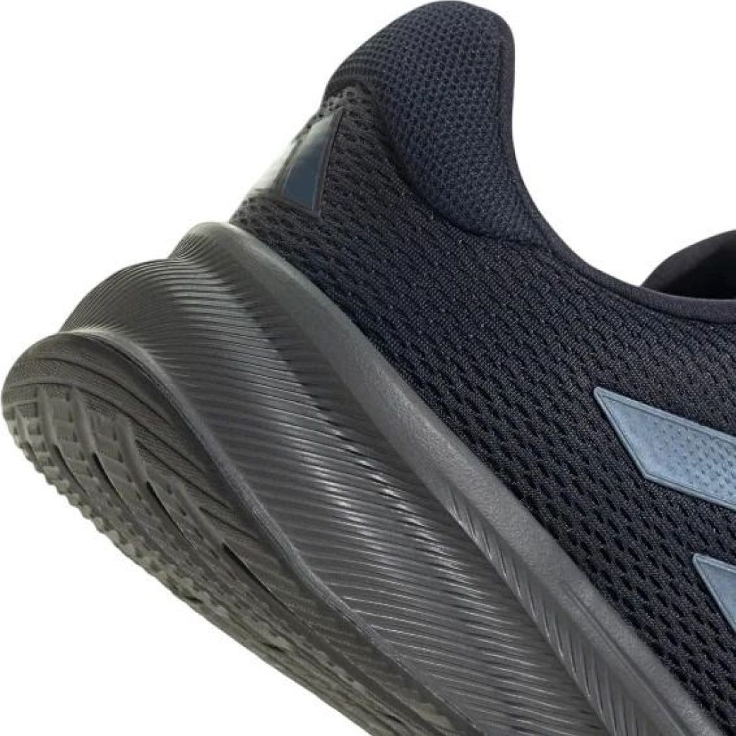 Кроссовки adidas RESPONSE IH6092  7.5UK