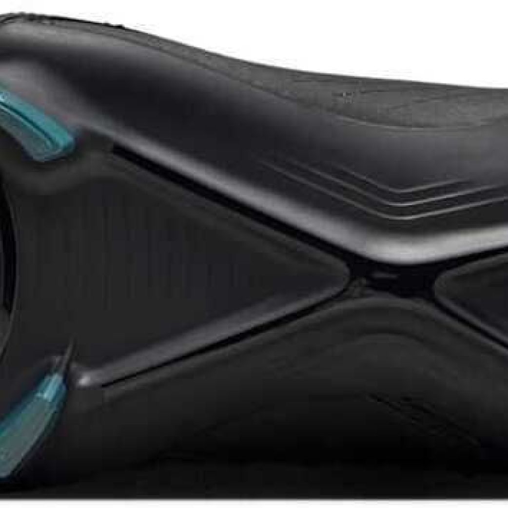 Бутсы Nike PHANTOM GX II ACADEMY FG/MG FD6723-002