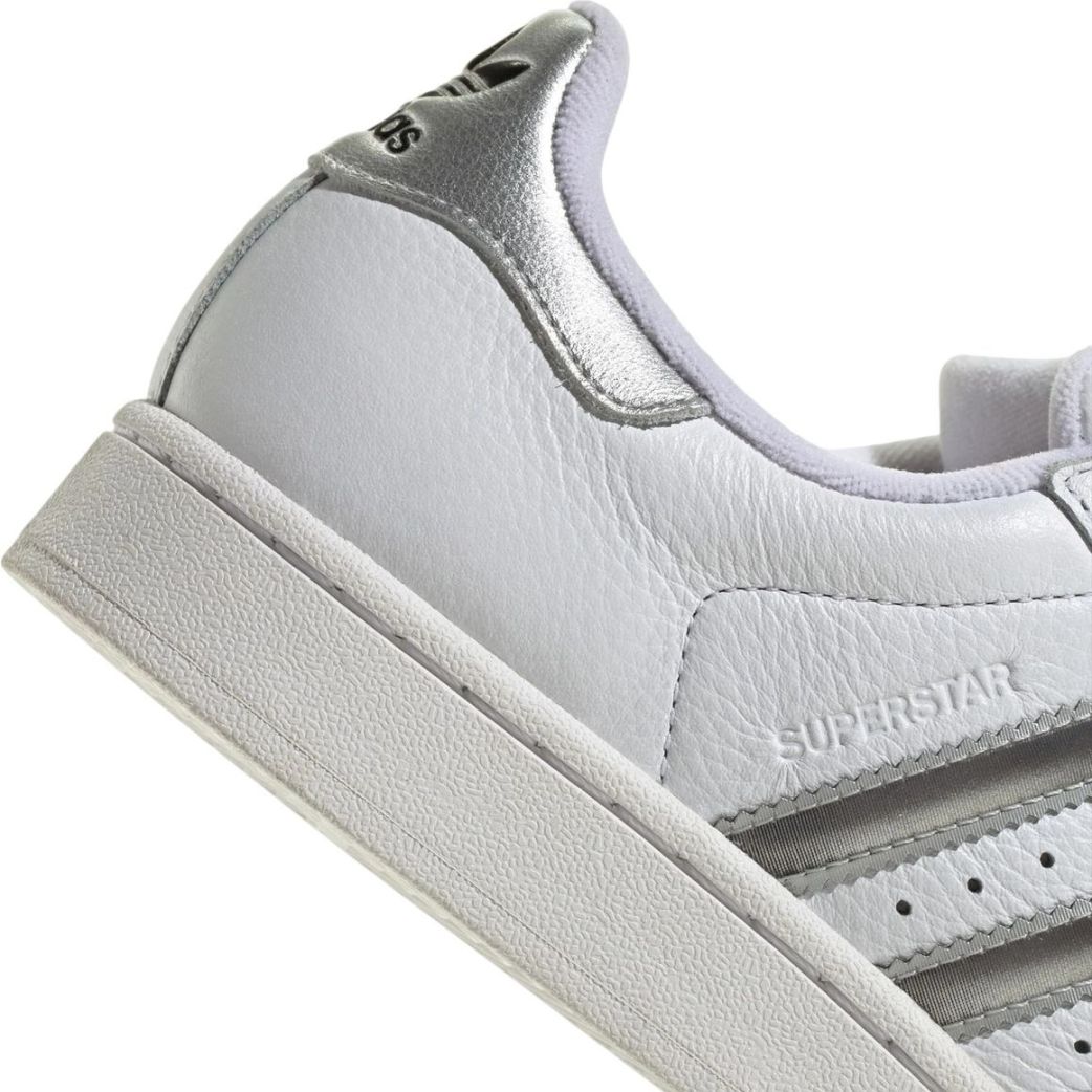 Кроссовки adidas SUPERSTAR II W JR4233 4UK