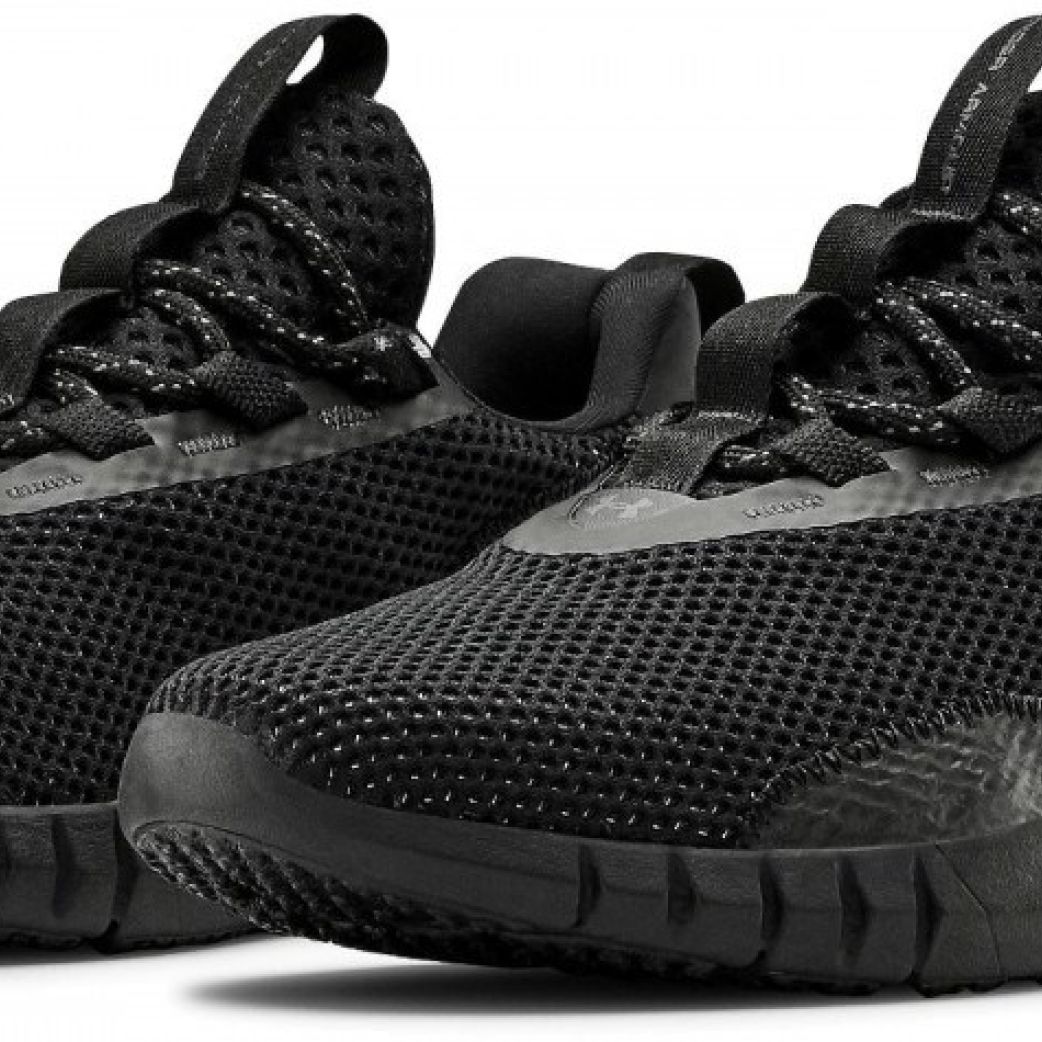 Кроссовки Under Armour W HOVR STRT 3022581-002 6US