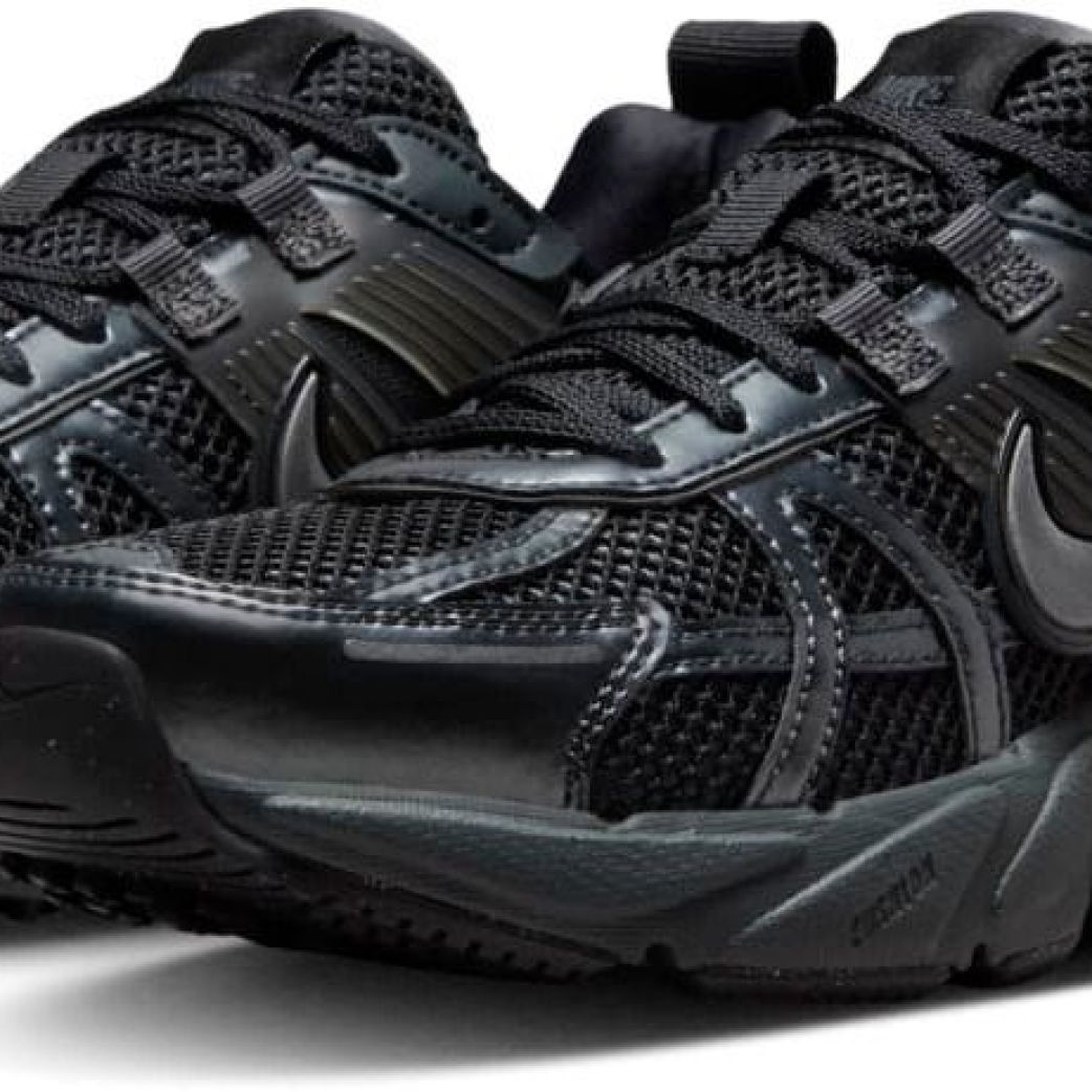 Кроссовки Nike V2K Run FD0736-009 6.5US