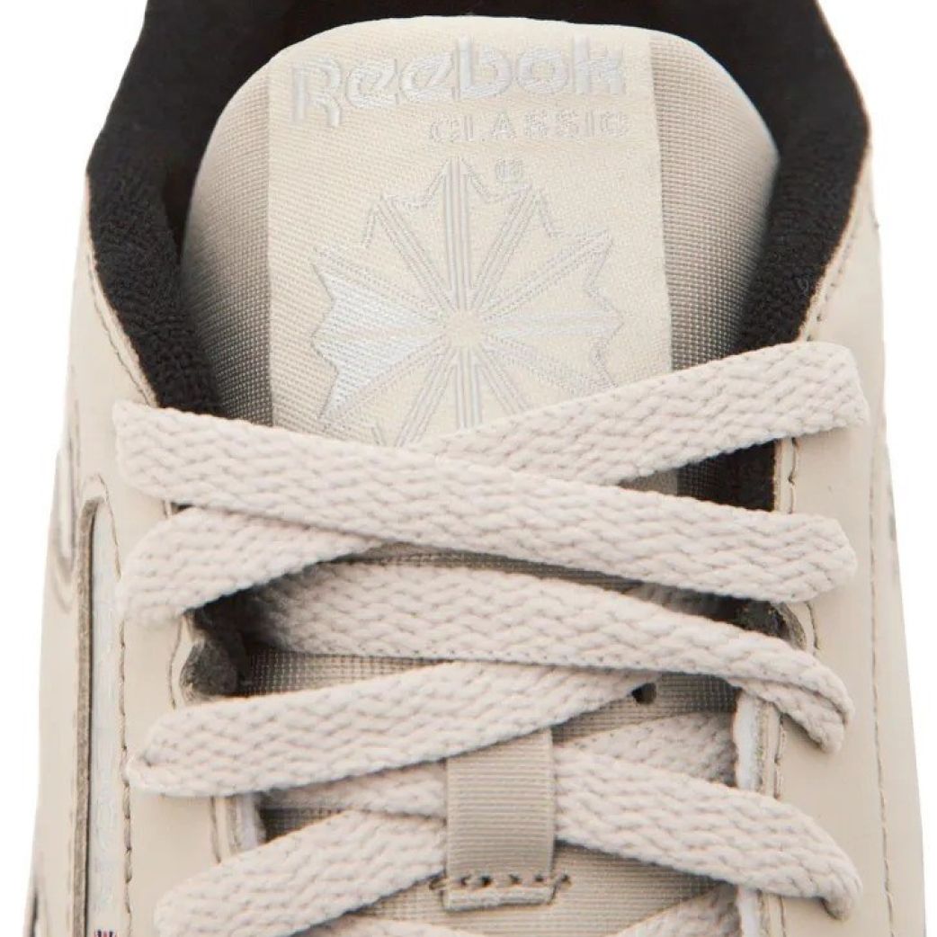 Кроссовки Reebok CLASSIC LEATHER 100209487 8.5US