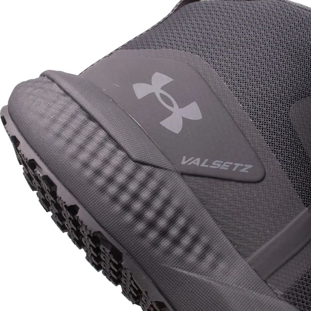 Ботинки Under Armour UA Charged Valsetz Mid 3027382-001