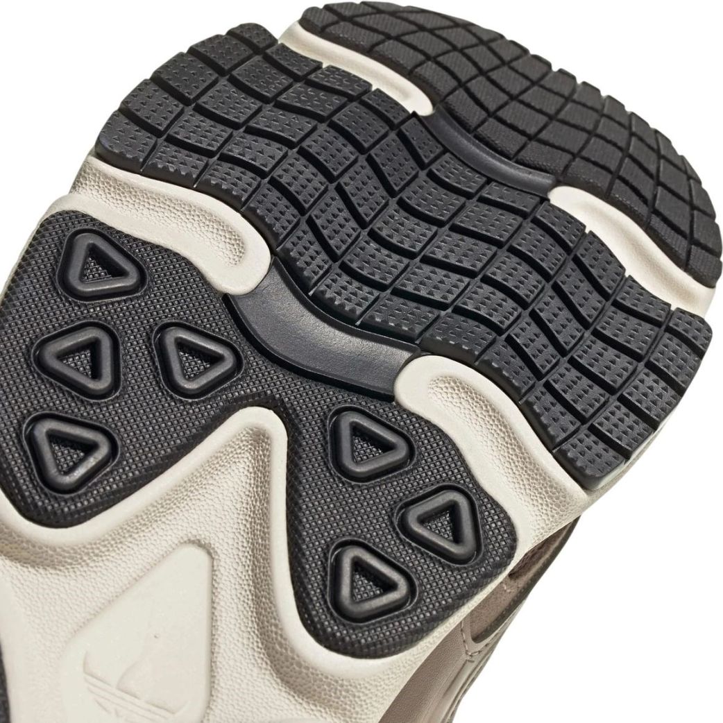 Кроссовки adidas OZMILLEN IF9602 8.5UK