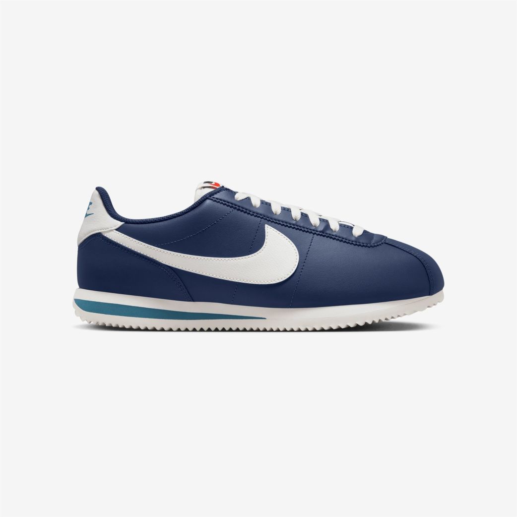 Кроссовки Nike Cortez DM4044-400  7.5US