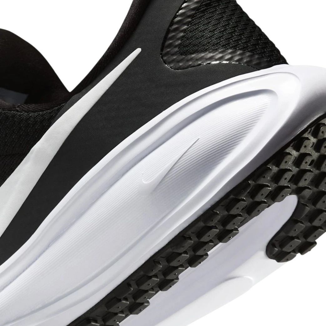 Кроссовки Nike W NIKE REVOLUTION 8 EASYON HQ2415-001  7US