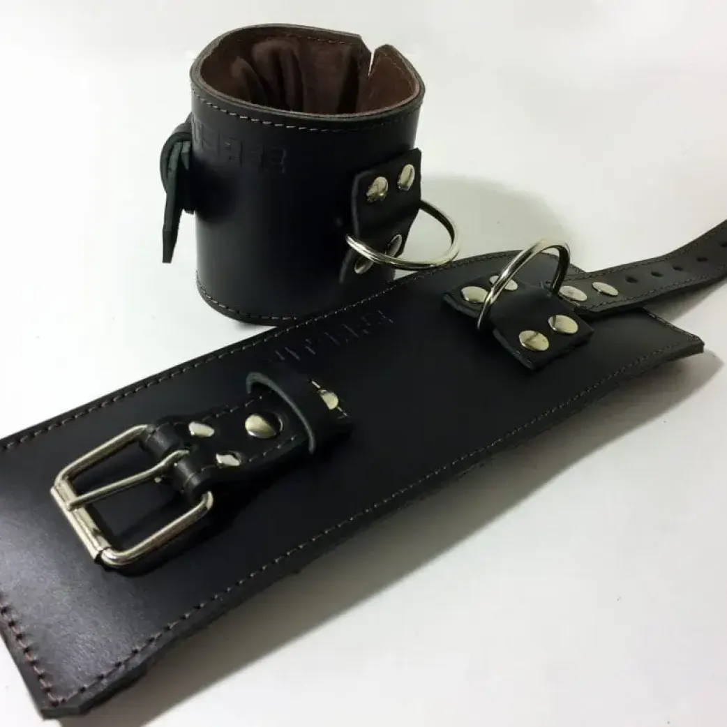 Манжеты на ноги усиленные черные, пара. Размер Универсальный