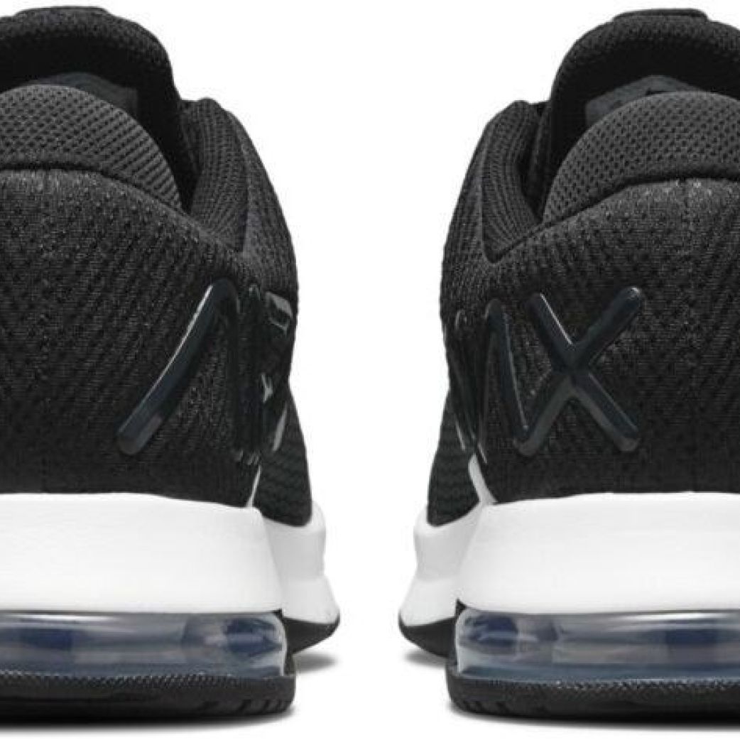 Кроссовки Nike Air Max Alpha Trainer 4 CW3396-004 8US