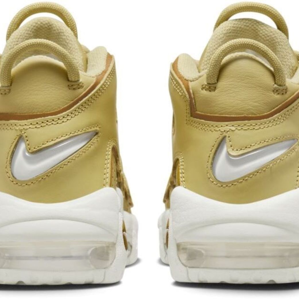 Кроссовки Nike Air More Uptempo Buff Gold DV1137-700  5.5US