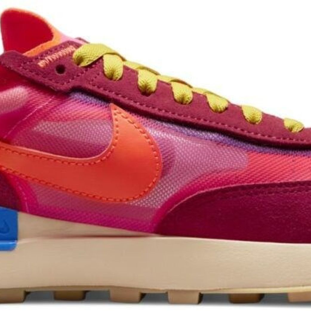 Кроссовки Nike Waffel One DA7995-601 8.5US