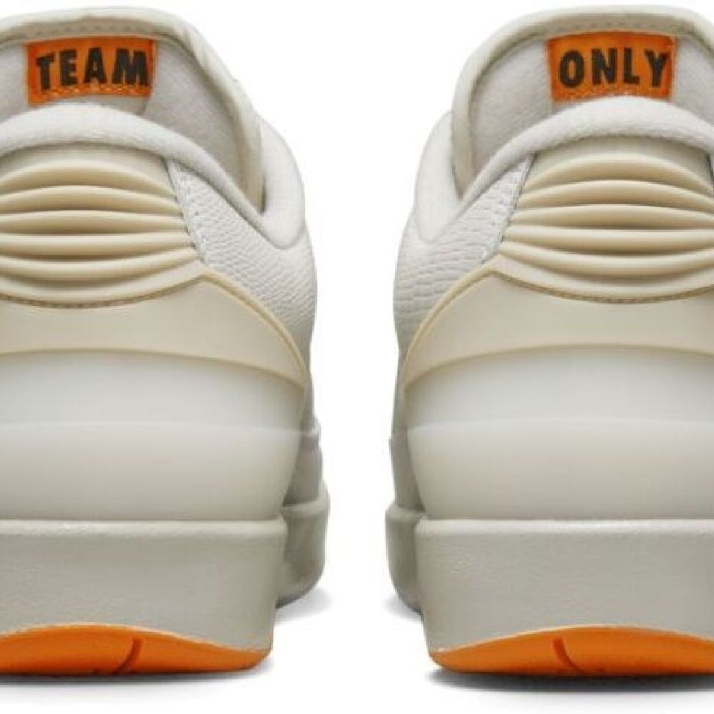 Кроссовки Jordan 2 Retro Low Shelflife (Jordan) DV7128-110 6.5US