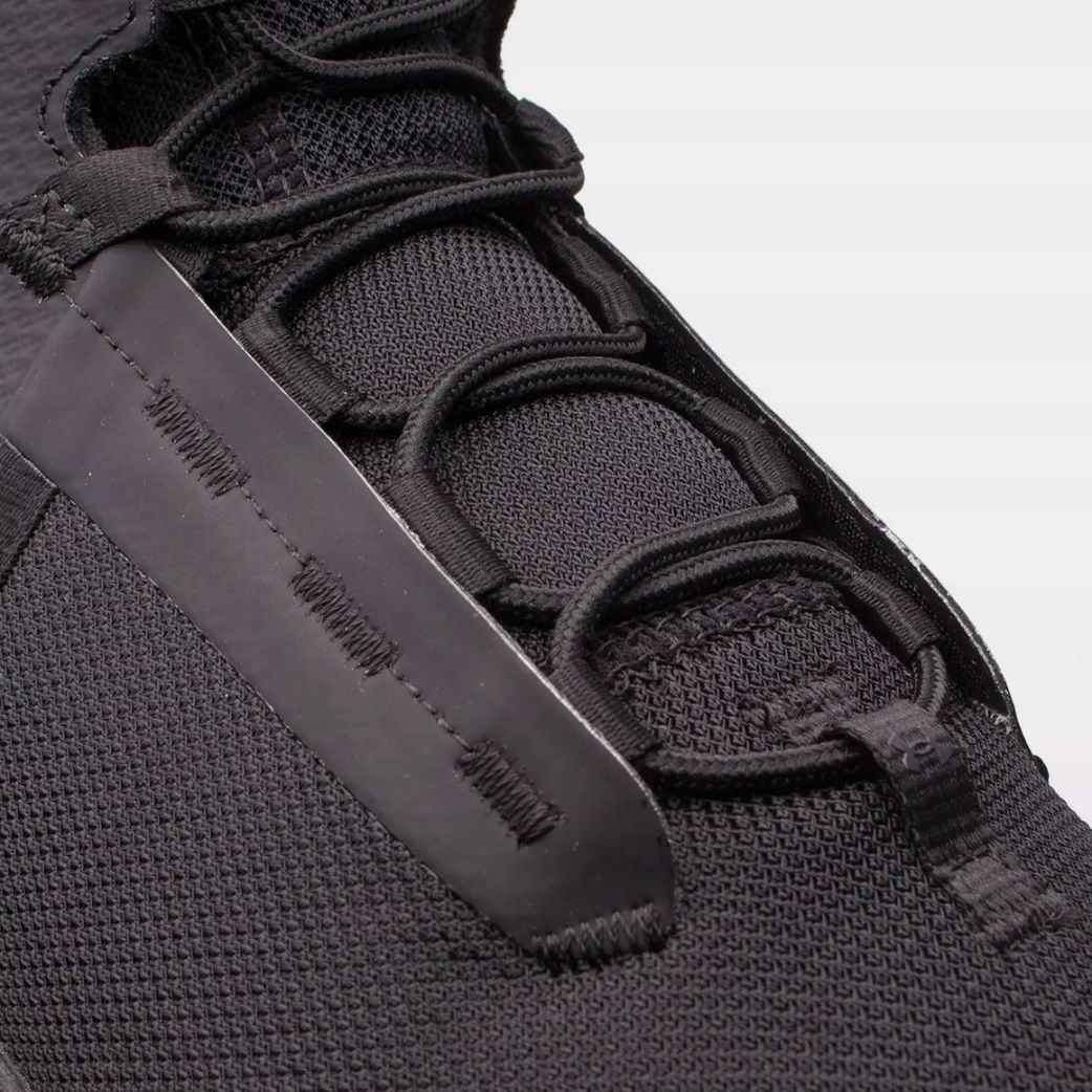 Ботинки Under Armour UA Charged Valsetz Mid 3027382-001