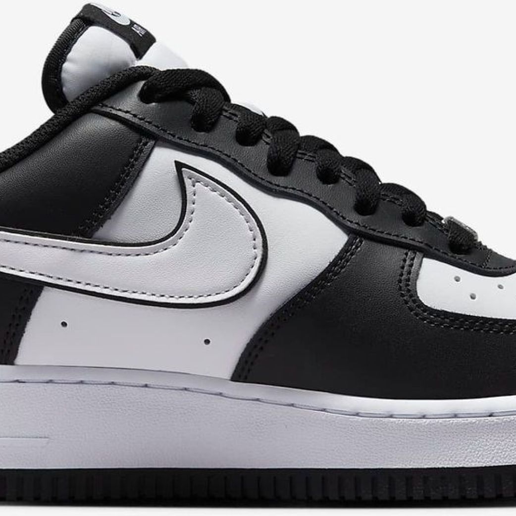 Кроссовки Nike AIR FORCE 1 '07 C/O DV0788-001 8US