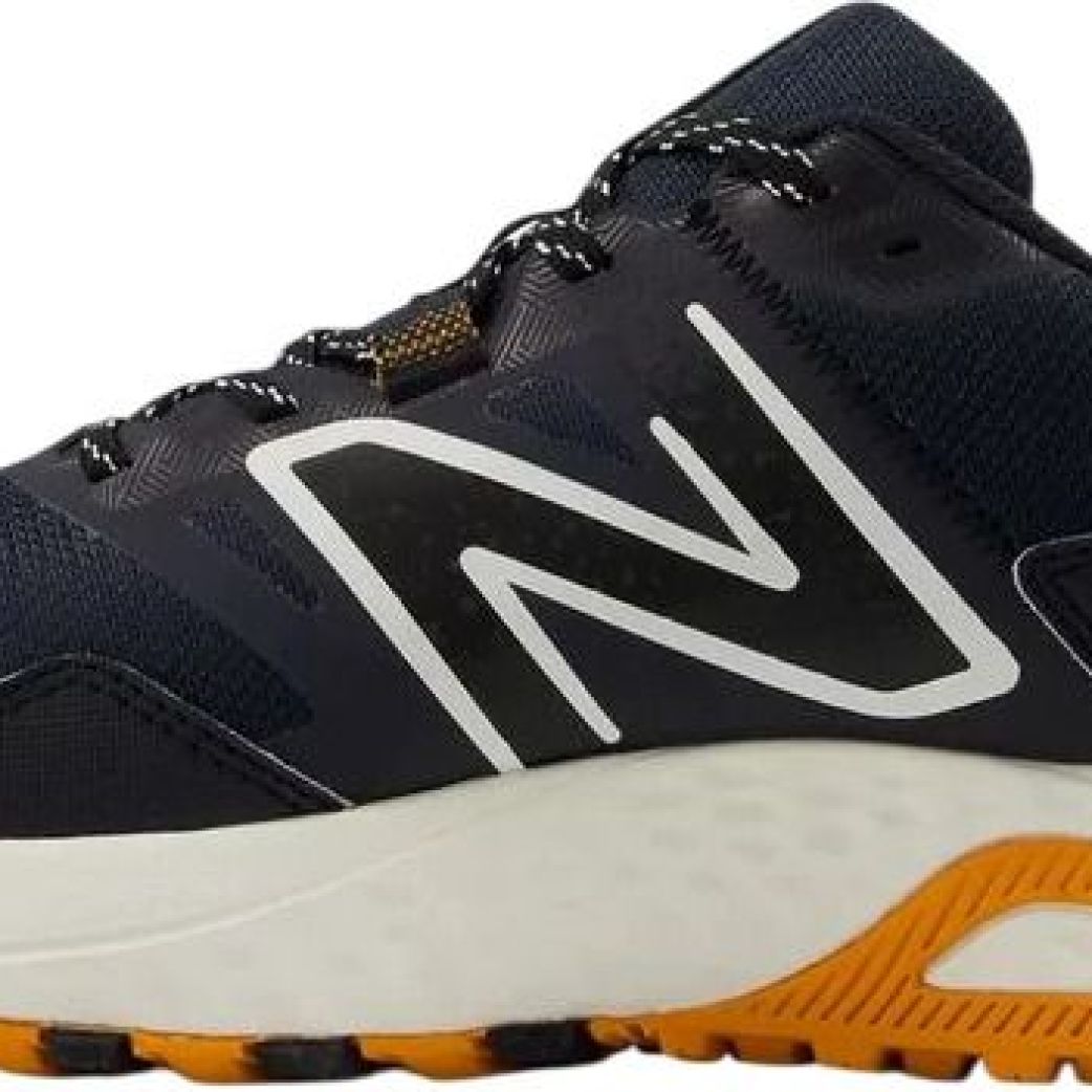 Кроссовки New Balance 410 MT410CO8