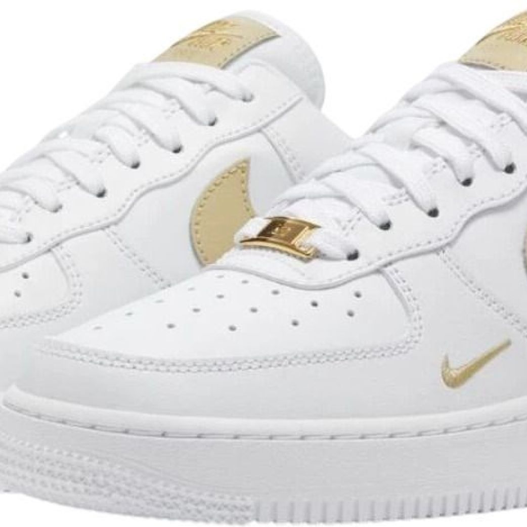 Кроссовки Nike AIR FORCE 1 CZ0270-105 7.5US