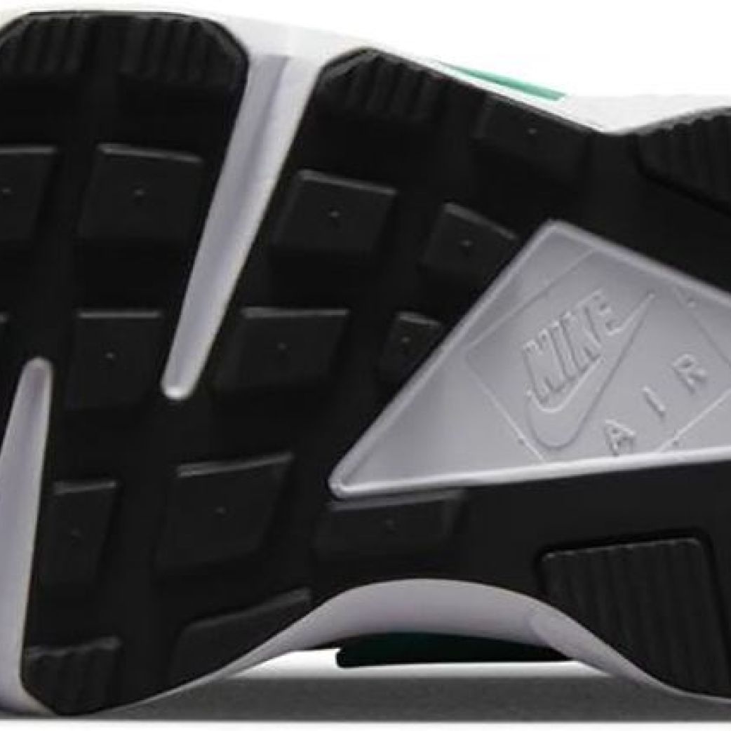 Кроссовки Nike Air Huarache Premium DV0486-100 8US