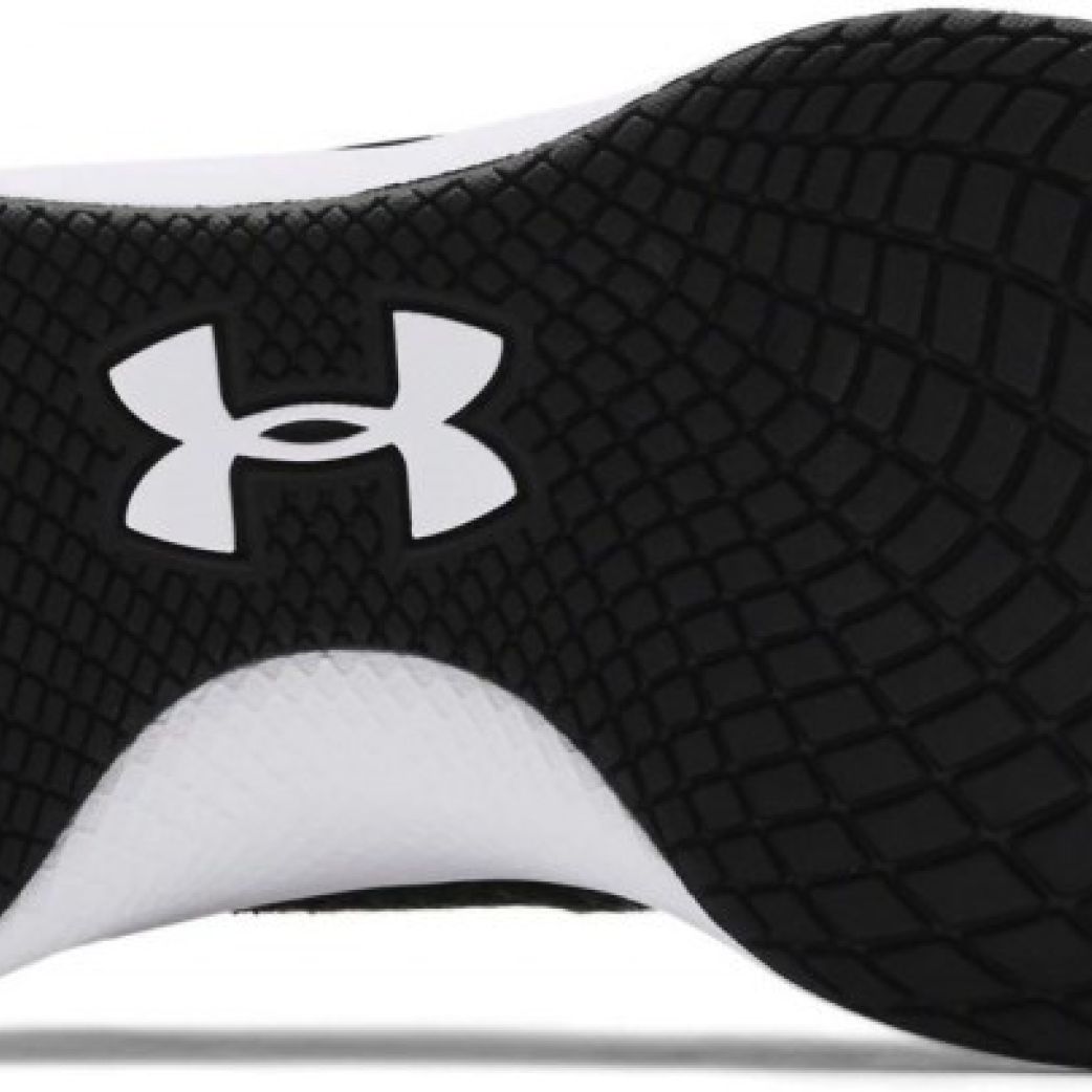 Кроссовки Under Armour W Charged Breathe TR 3 3023705-103 5.5US